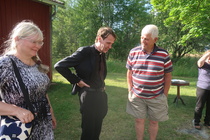 Perinteinen ehtoohartaus järjestettiin heinäkuussa. Petri Laitinen oli jo tuttu vieras Helinin pihalla.