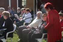 Väkeä oli paikalla ihan mukavasti.